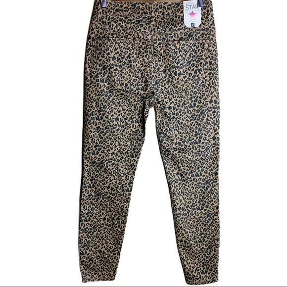 ❤️Vanilla Star Cheetah High Rise Skinny Jeans - Picture 7 of 8